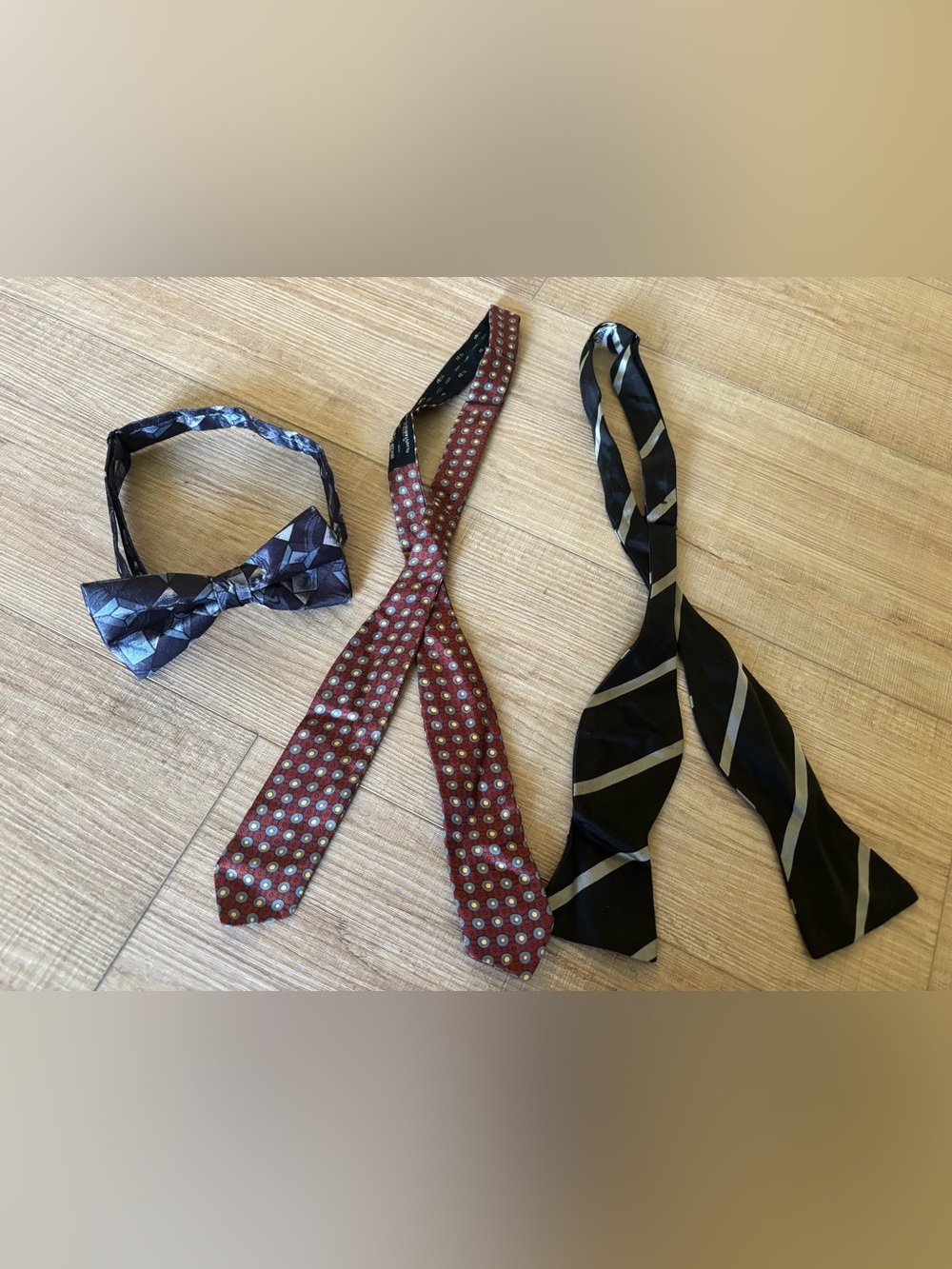 Vintage 70s Silk Bow Ties - Lot of 3